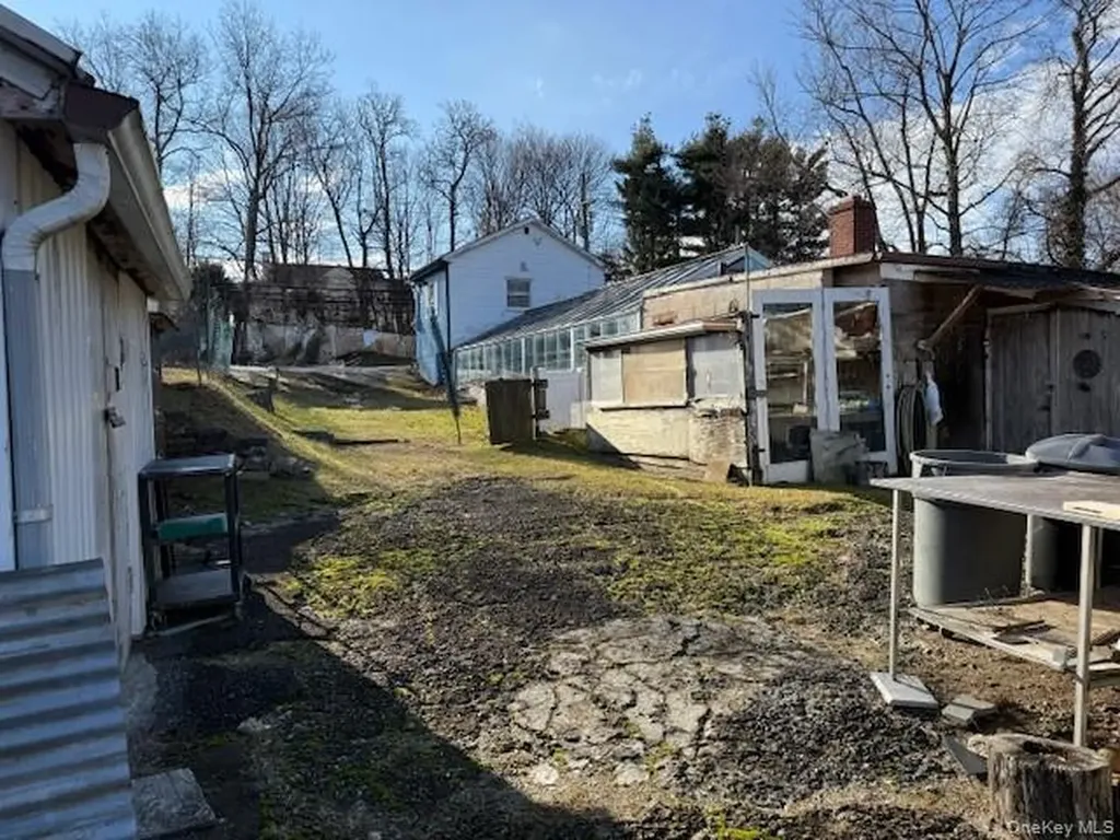 214 Dobbs Ferry Road White Plains NY 10607