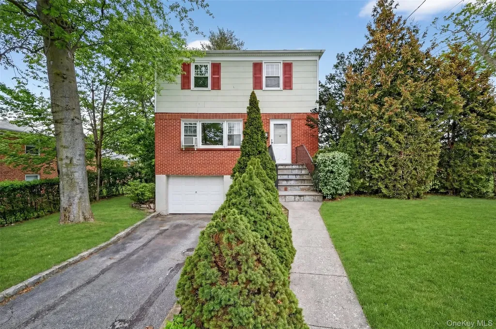 40 Aka 38 Grange Avenue Yonkers NY 10710