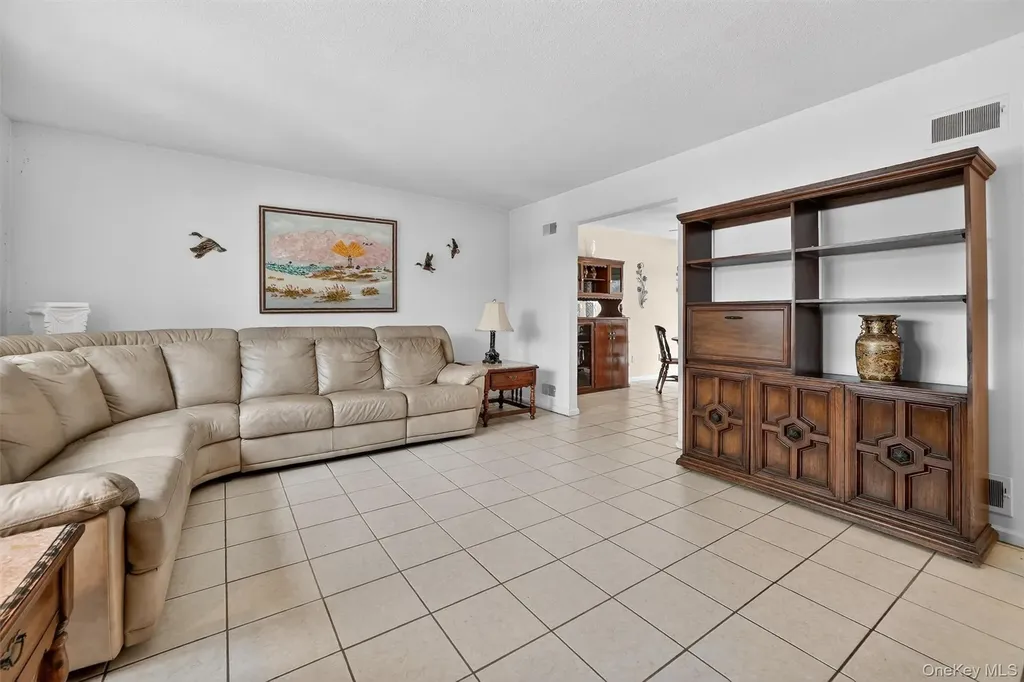 40 Aka 38 Grange Avenue Yonkers NY 10710