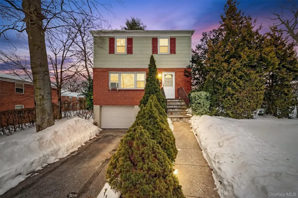 40 Aka 38 Grange Avenue Yonkers NY 10710