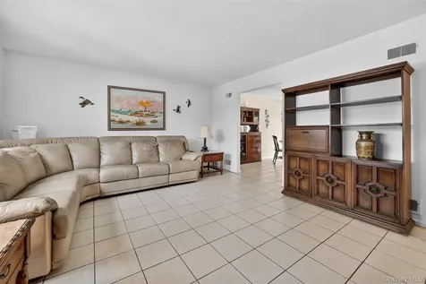 40 Aka 38 Grange Avenue Yonkers NY 10710