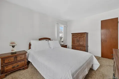 40 Aka 38 Grange Avenue Yonkers NY 10710
