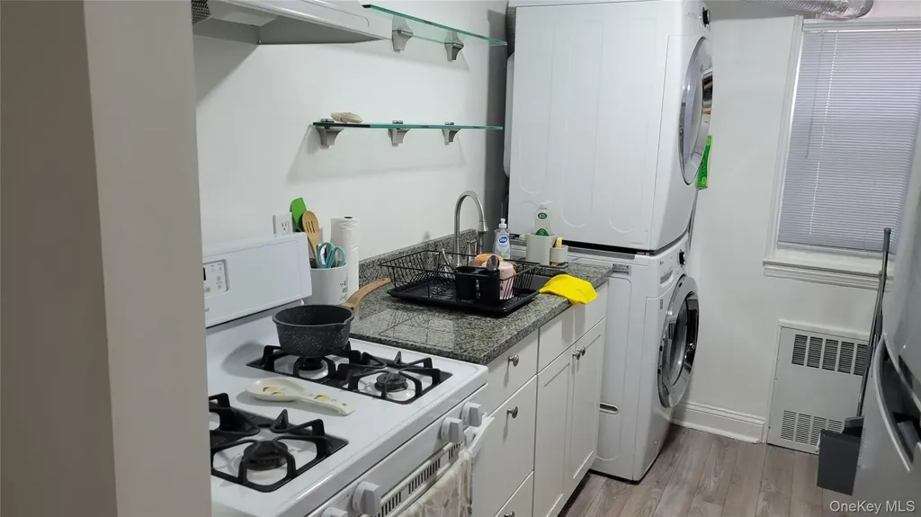 19 Lawrence Drive White Plains NY 10603