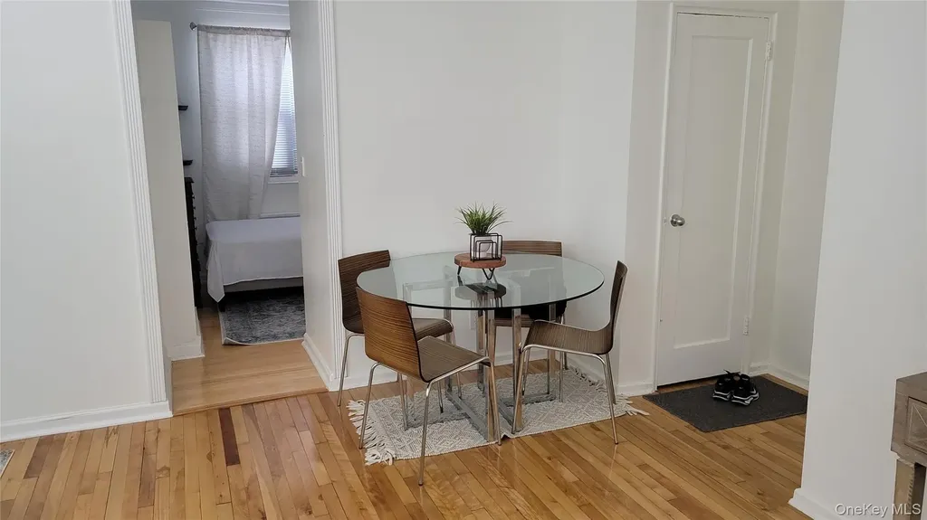 19 Lawrence Drive White Plains NY 10603