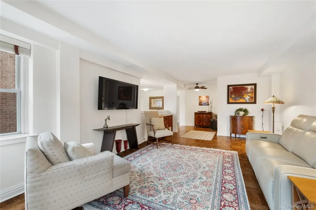 235 Garth Road Scarsdale NY 10583