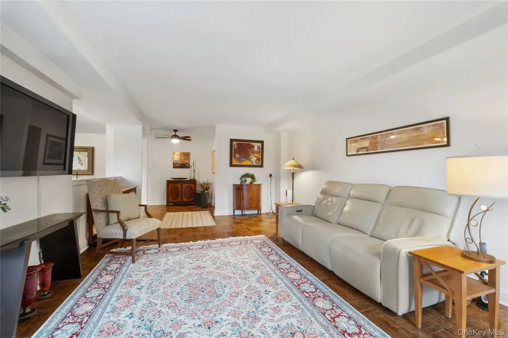 235 Garth Road Scarsdale NY 10583