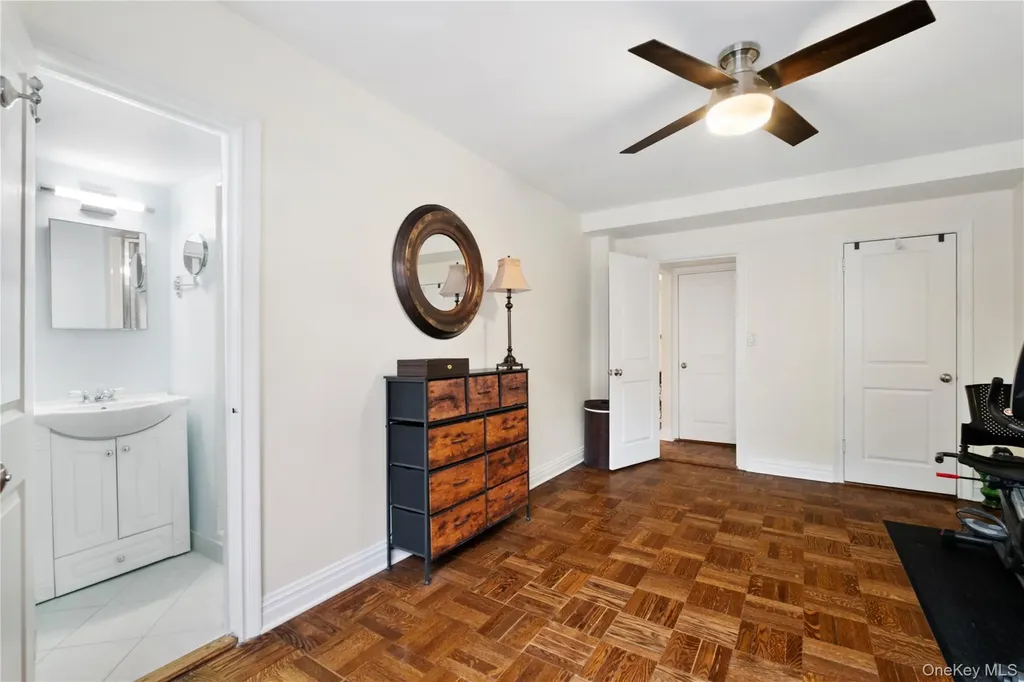 235 Garth Road Scarsdale NY 10583