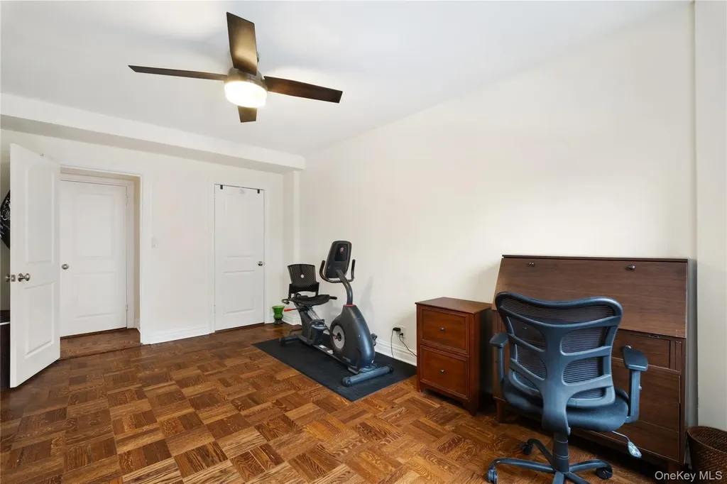 235 Garth Road Scarsdale NY 10583
