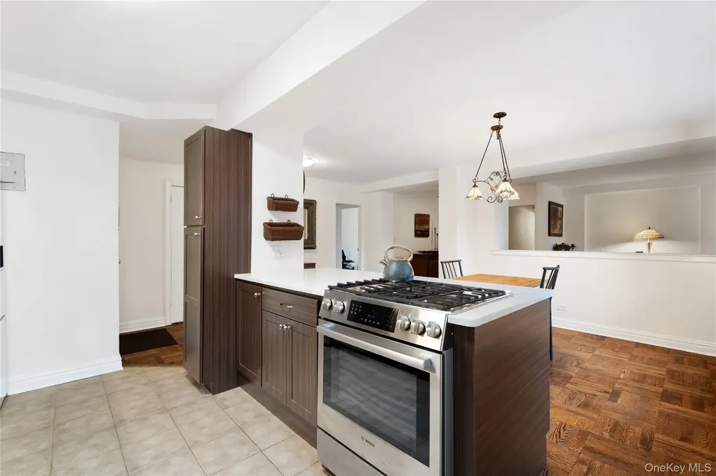 235 Garth Road Scarsdale NY 10583