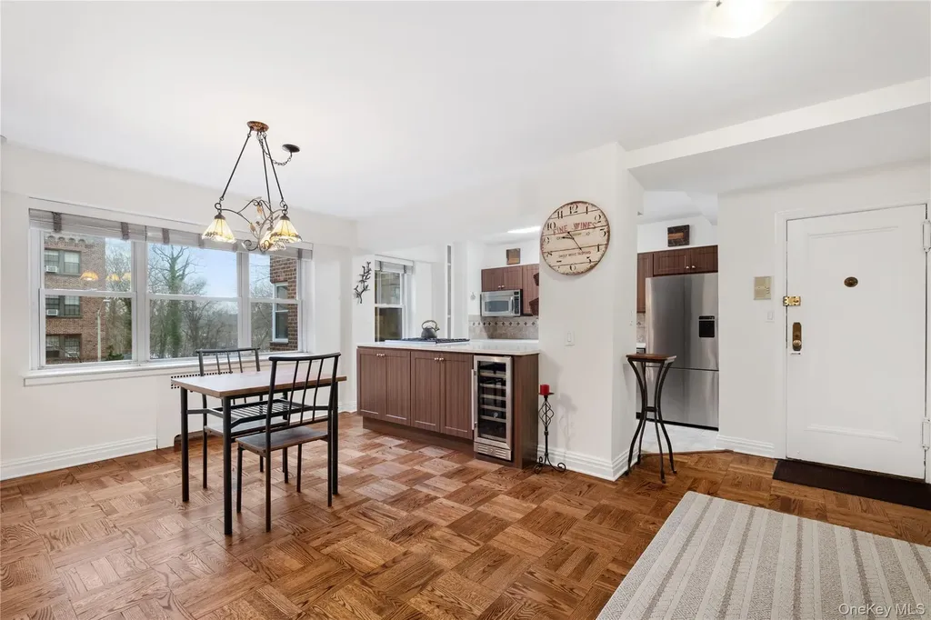 235 Garth Road Scarsdale NY 10583