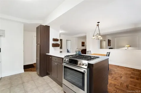 235 Garth Road Scarsdale NY 10583