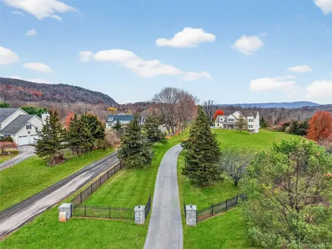 128 Old Pawling Road Pawling NY 12564