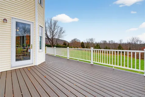 128 Old Pawling Road Pawling NY 12564