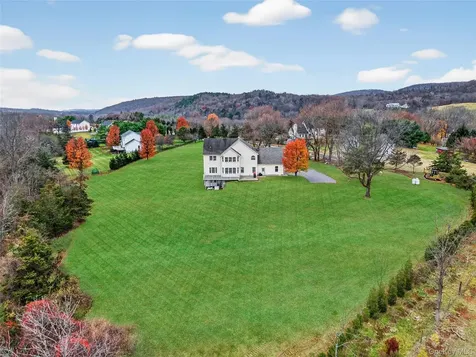 128 Old Pawling Road Pawling NY 12564