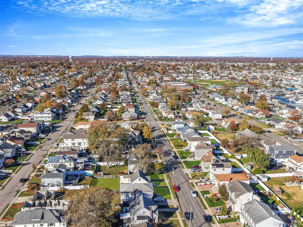 470 Miller Avenue Freeport NY 11520
