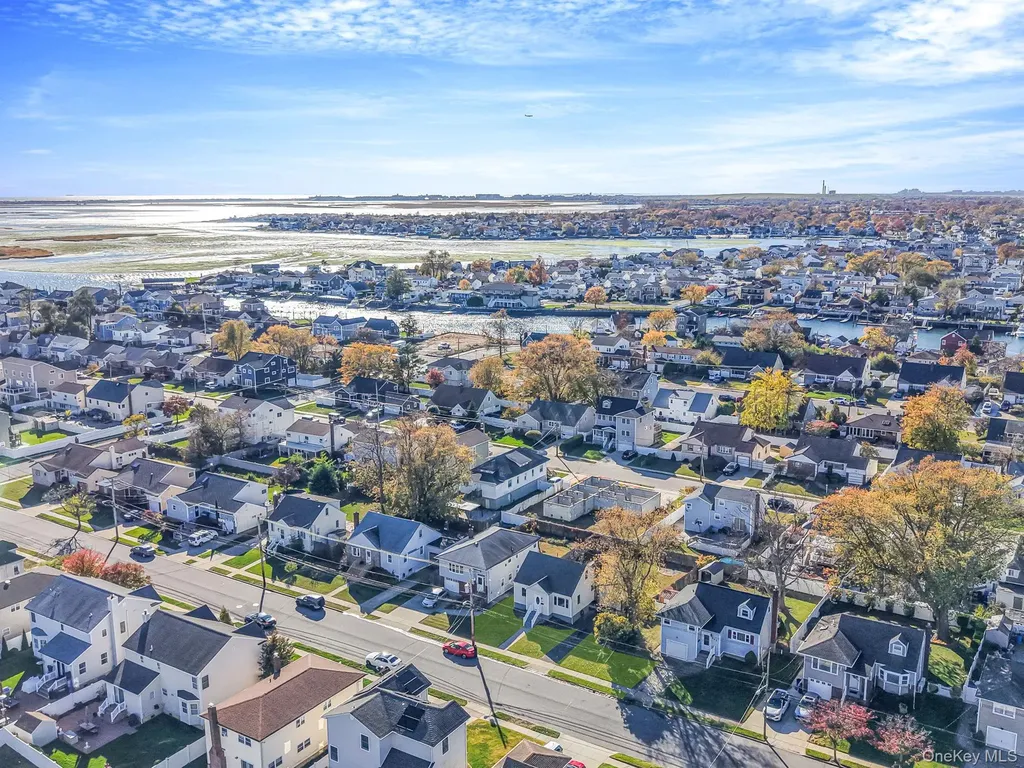 470 Miller Avenue Freeport NY 11520