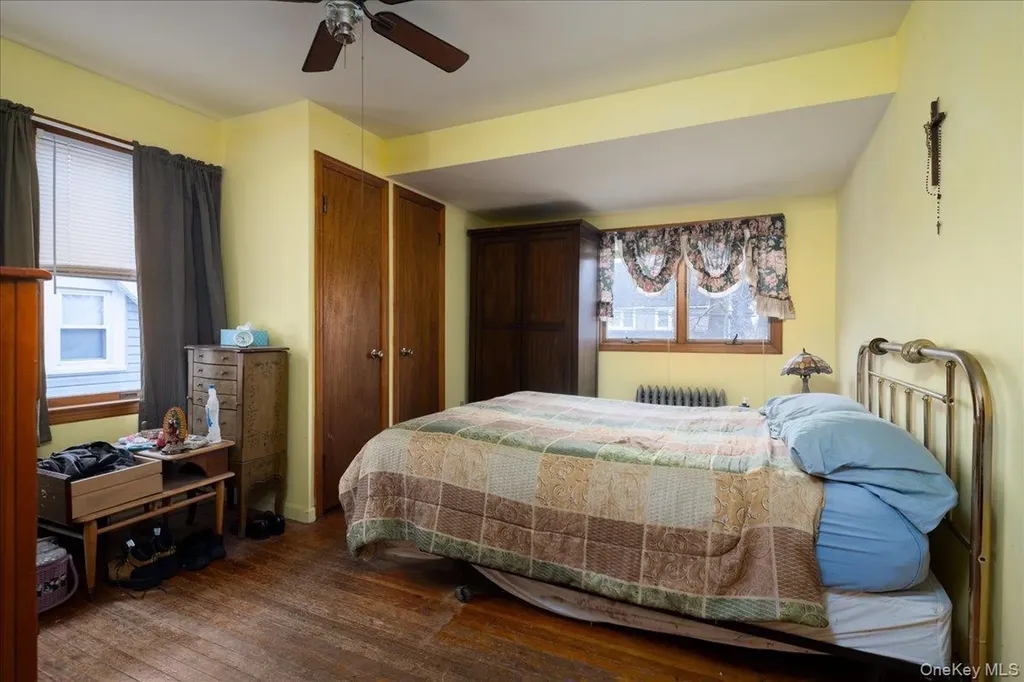 21 Cornell Street Williston Park NY 11596