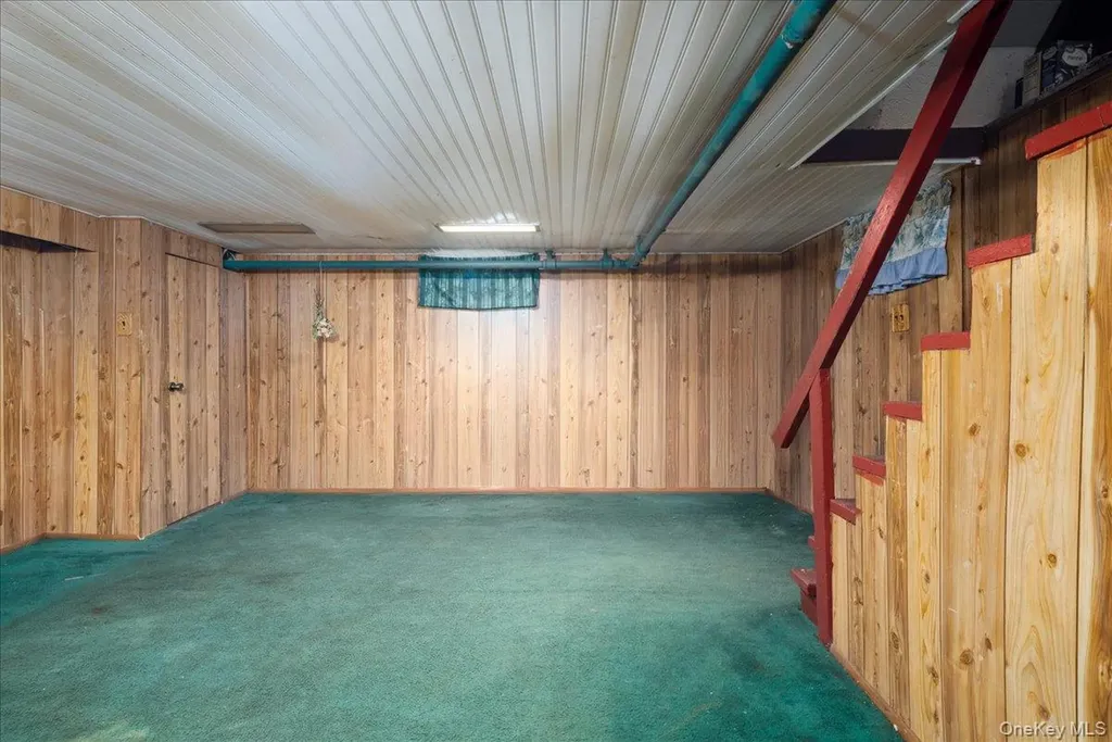 21 Cornell Street Williston Park NY 11596