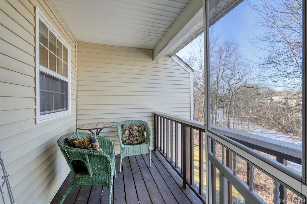 7 Birkdale Court Poughkeepsie NY 12603