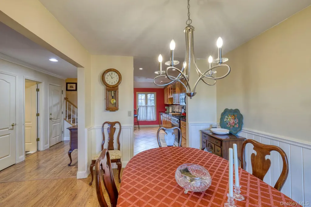 7 Birkdale Court Poughkeepsie NY 12603