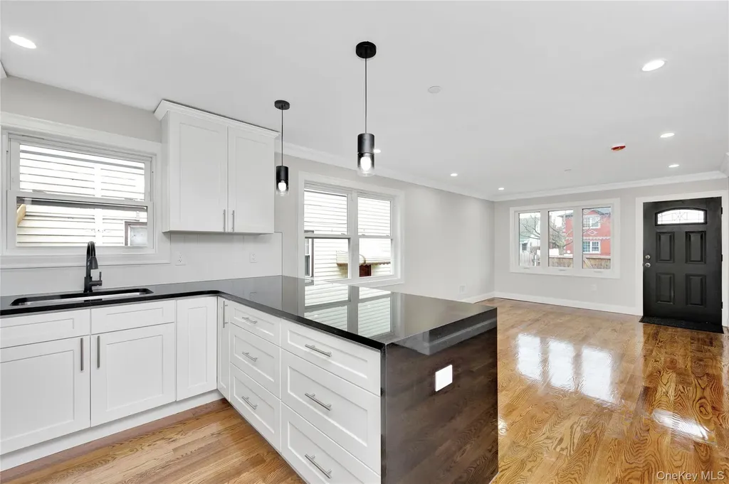 14521 Guy R Brewer Boulevard Springfield Gardens NY 11434