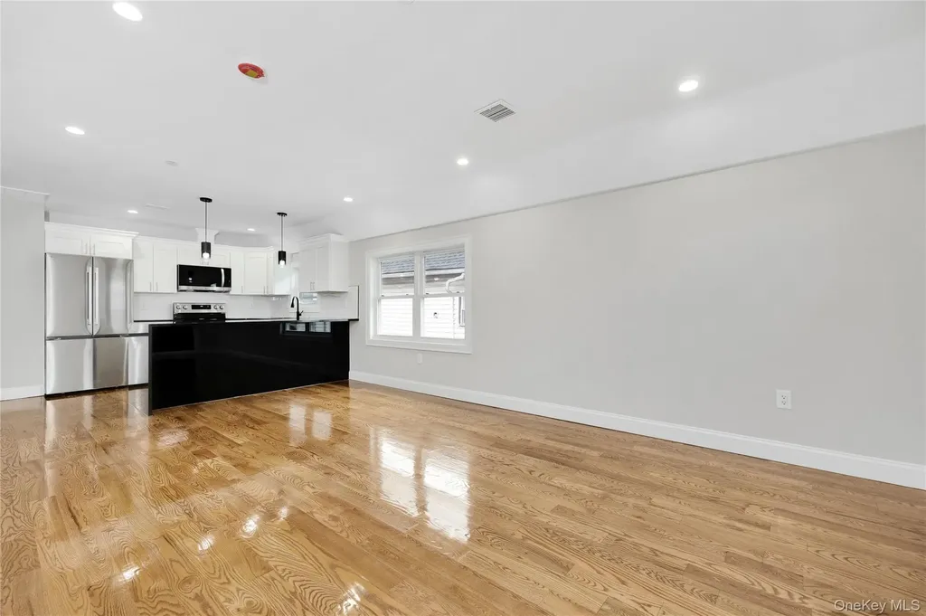 14521 Guy R Brewer Boulevard Springfield Gardens NY 11434