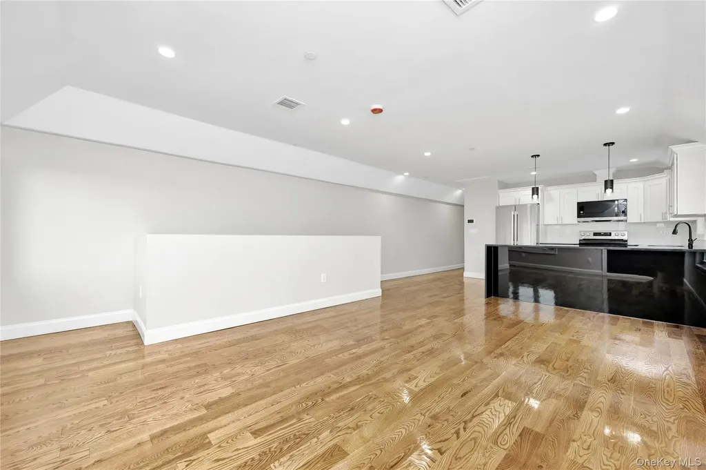 14521 Guy R Brewer Boulevard Springfield Gardens NY 11434
