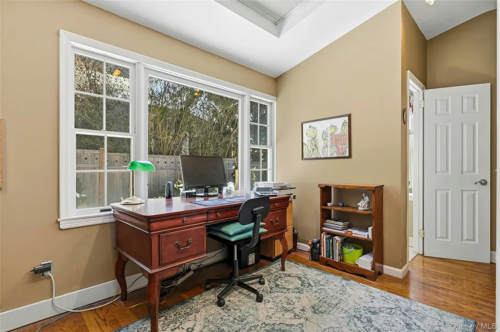 13 Walnut Street Glen Head NY 11545