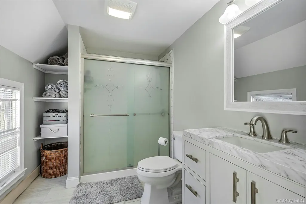 13 Walnut Street Glen Head NY 11545