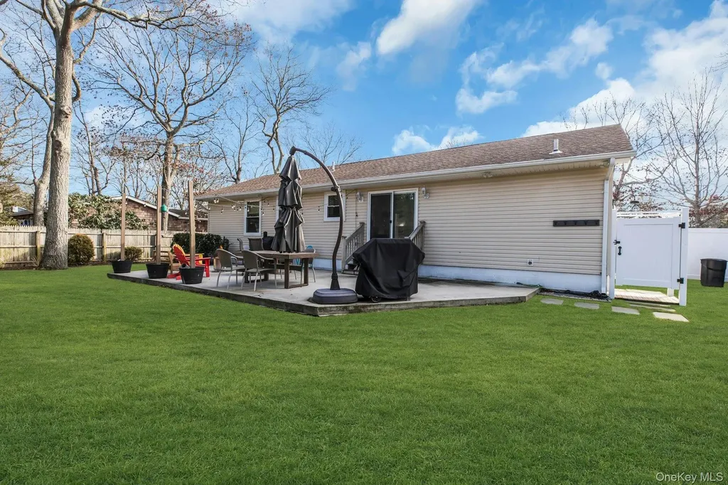 79 School Street Hampton Bays NY 11946