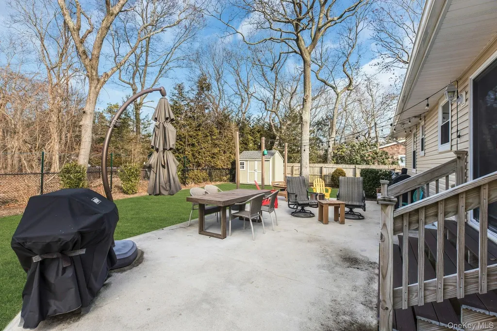79 School Street Hampton Bays NY 11946