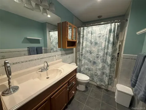 1604 Chelsea Cove S Hopewell Junction NY 12533