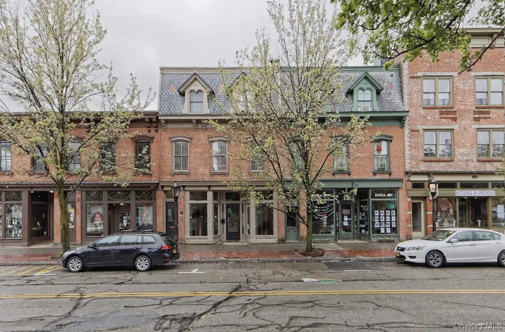 179 Main Street Beacon NY 12508