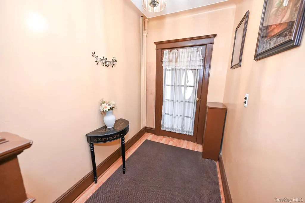 7839 82nd Street Glendale NY 11385