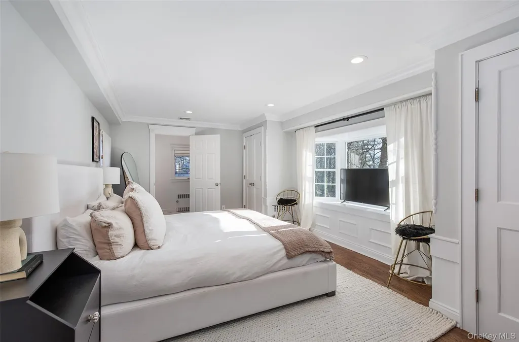 25 Roxbury Road Scarsdale NY 10583
