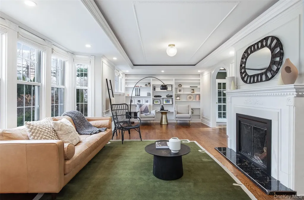 25 Roxbury Road Scarsdale NY 10583