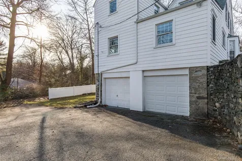 25 Roxbury Road Scarsdale NY 10583