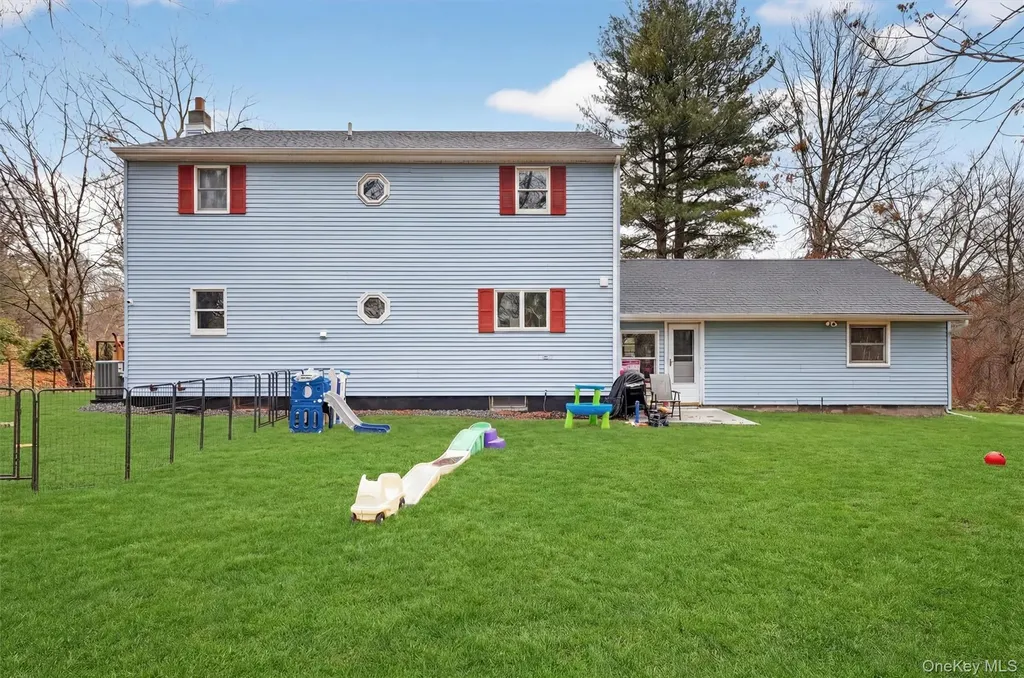 107 Marshall Road Salt Point NY 12578