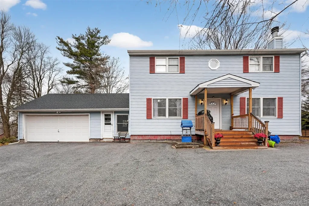 107 Marshall Road Salt Point NY 12578