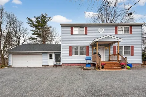 107 Marshall Road Salt Point NY 12578