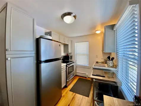 880 Wiggins Street Greenport NY 11944