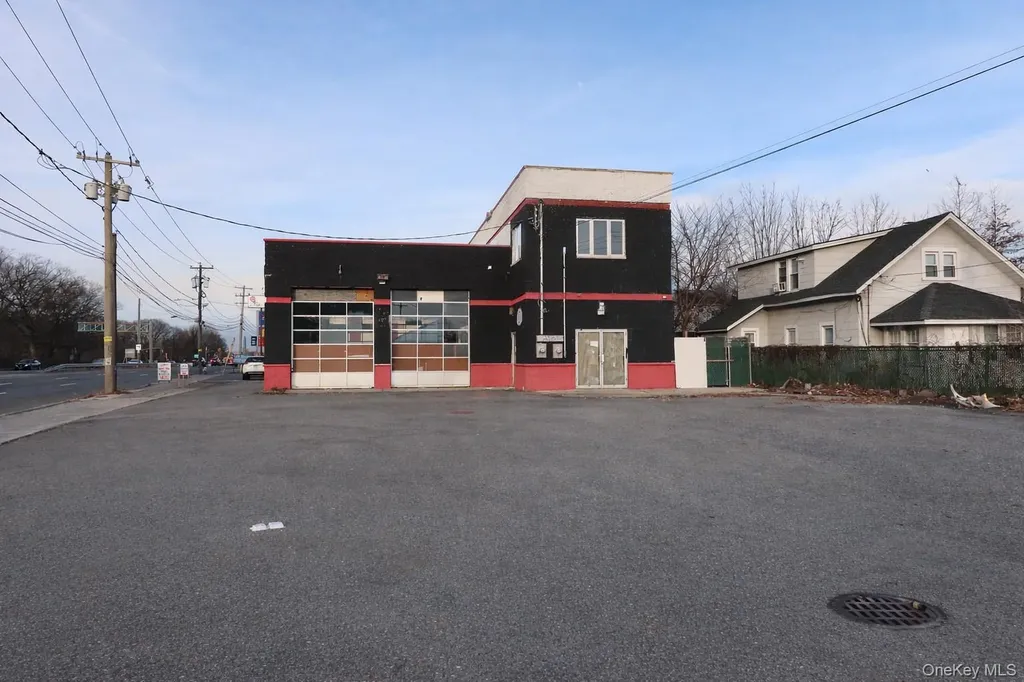 693 Peninsula Boulevard Hempstead NY 11550
