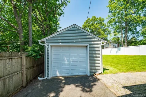 69 Allan Drive East Norwich NY 11732