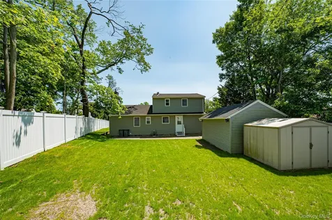 69 Allan Drive East Norwich NY 11732