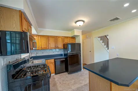 69 Allan Drive East Norwich NY 11732