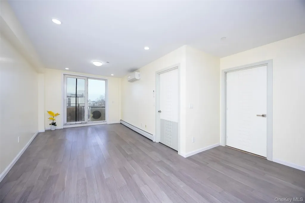 138-12 Northern Boulevard Flushing NY 11354