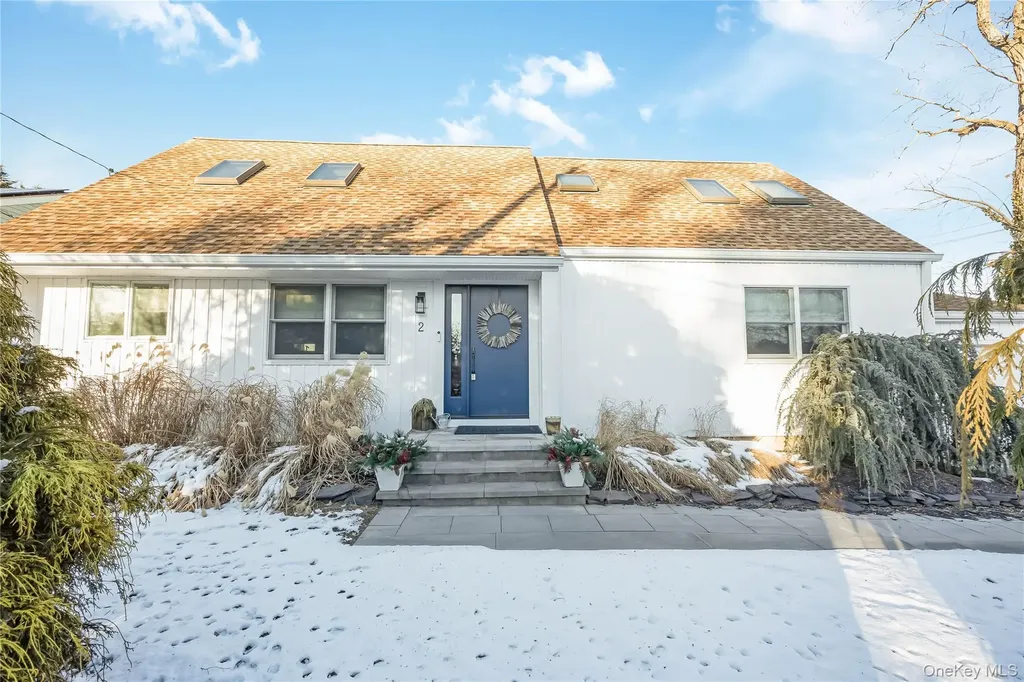 2 Martin Place Northport NY 11768