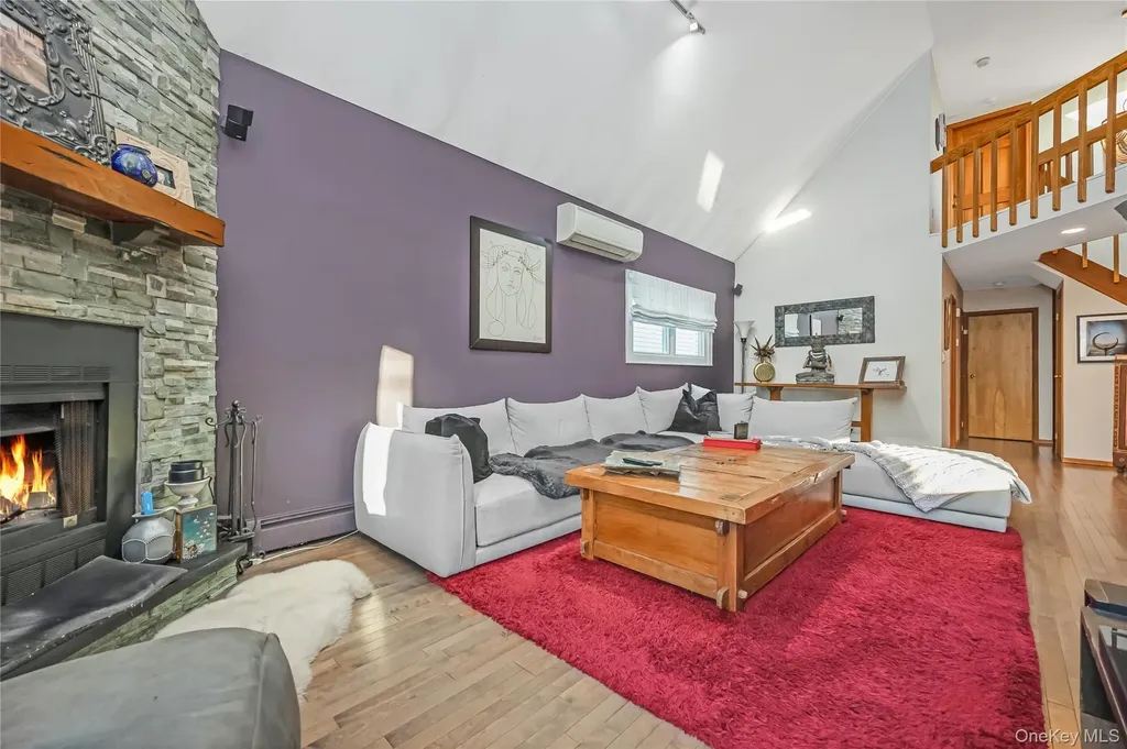 2 Martin Place Northport NY 11768