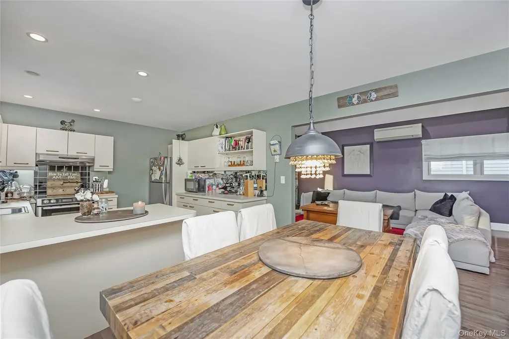 2 Martin Place Northport NY 11768