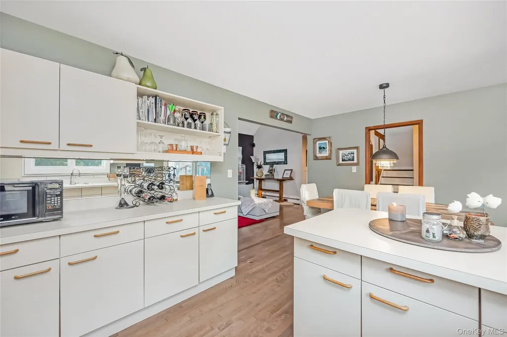 2 Martin Place Northport NY 11768